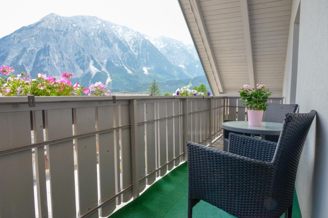 Alpine Appartement Top 8 by AA Holiday Homes Tauplitz Buitenkant foto